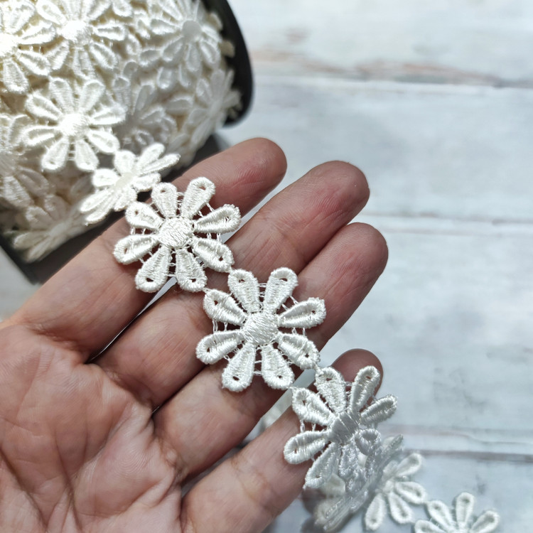 نوار گل گیپور رنگی(تایوانی با کیفیت بالا)متری
