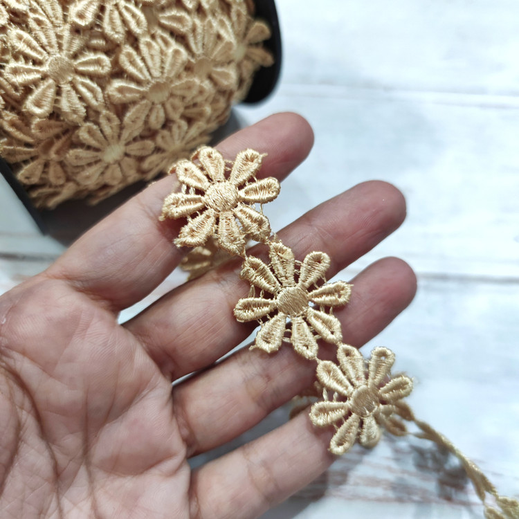 نوار گل گیپور رنگی(تایوانی با کیفیت بالا)متری