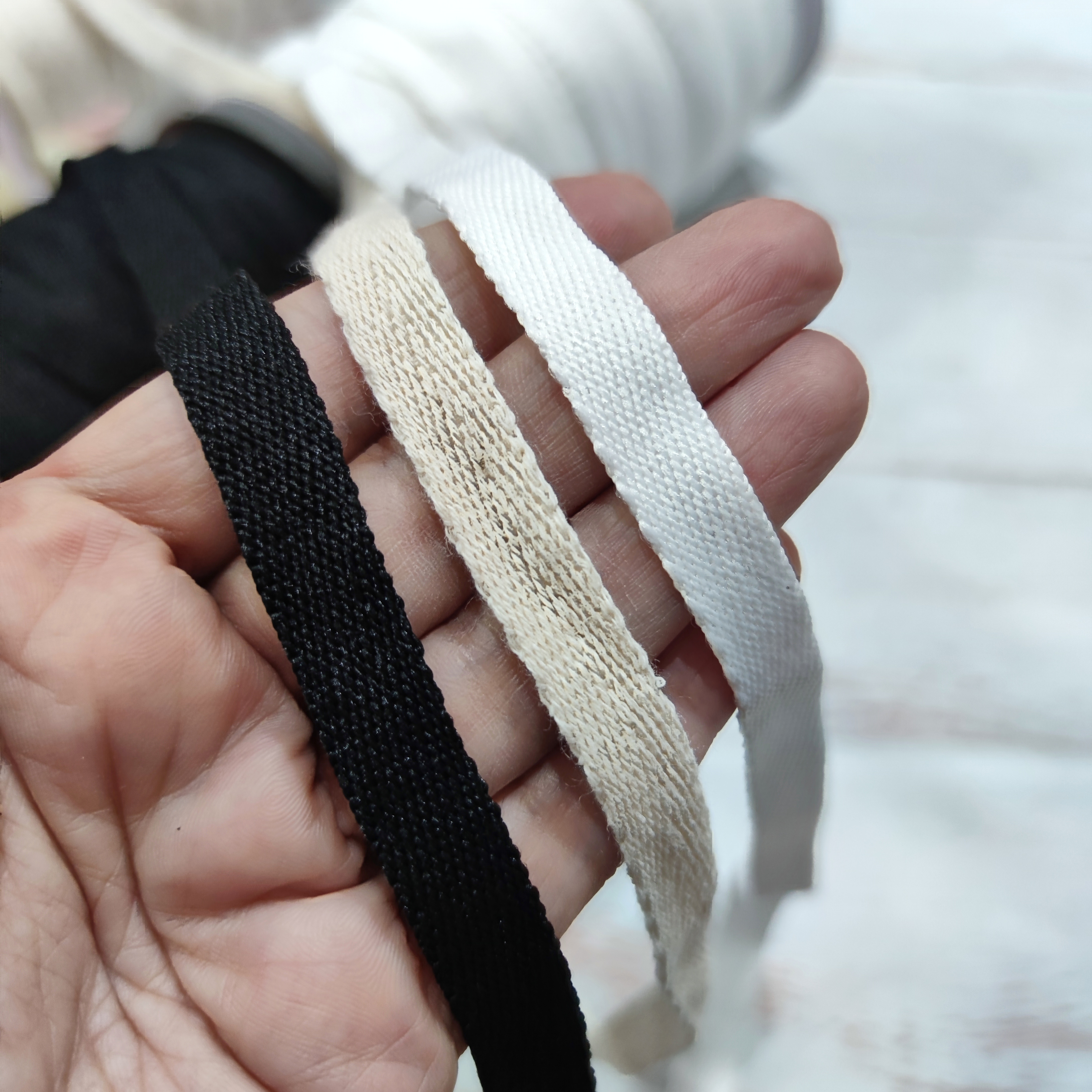 بند عینک کتان خام یک سانتی(مناسب گلدوزی)