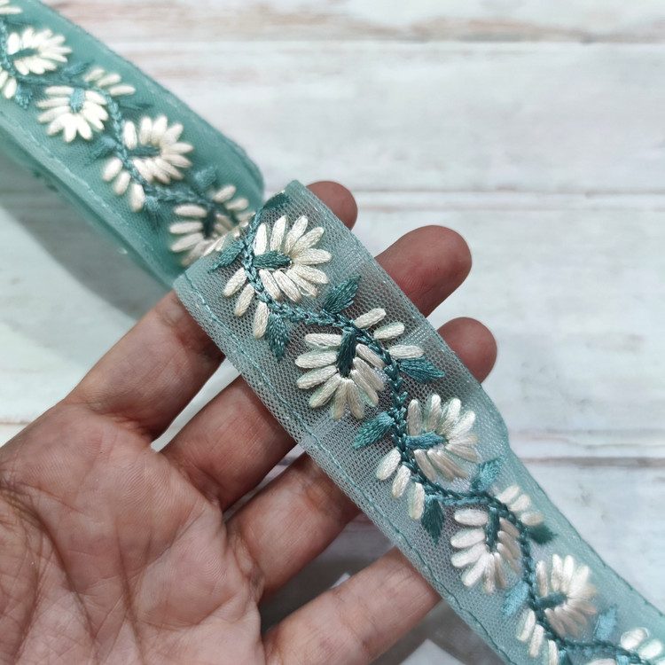نوار یراق خرجکار گلدوزی(۳/۵سانت)