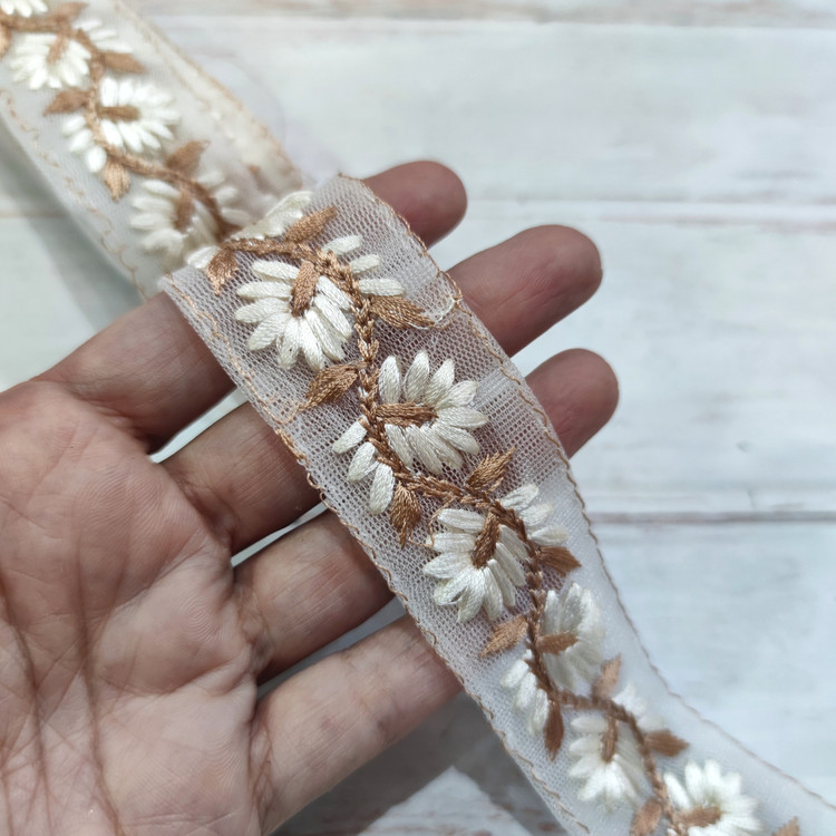 نوار یراق خرجکار گلدوزی(۳/۵سانت)