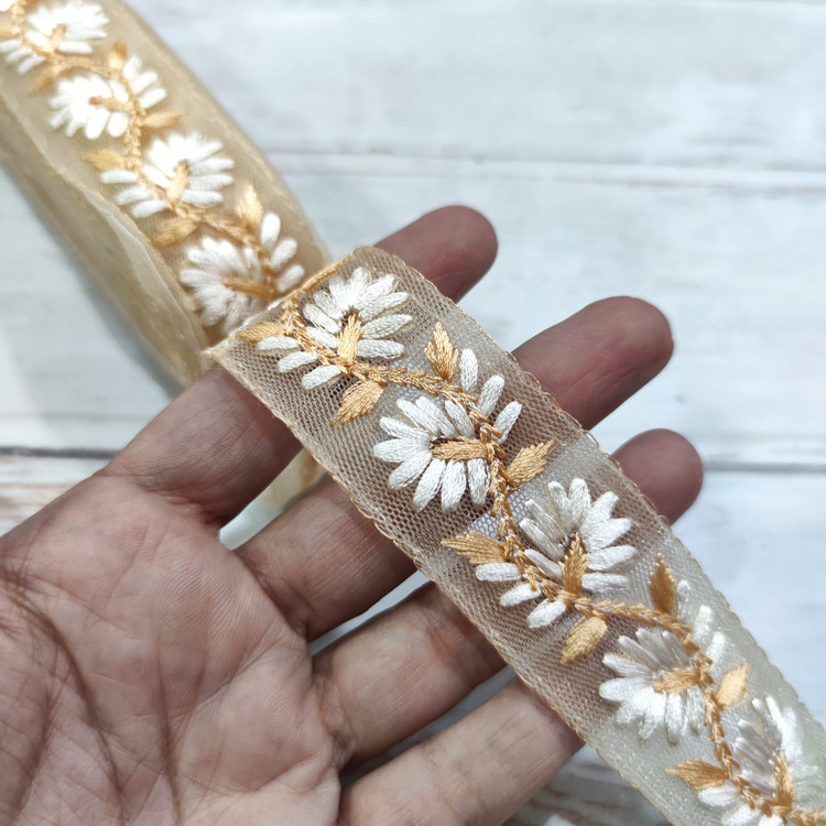 نوار یراق خرجکار گلدوزی(۳/۵سانت)
