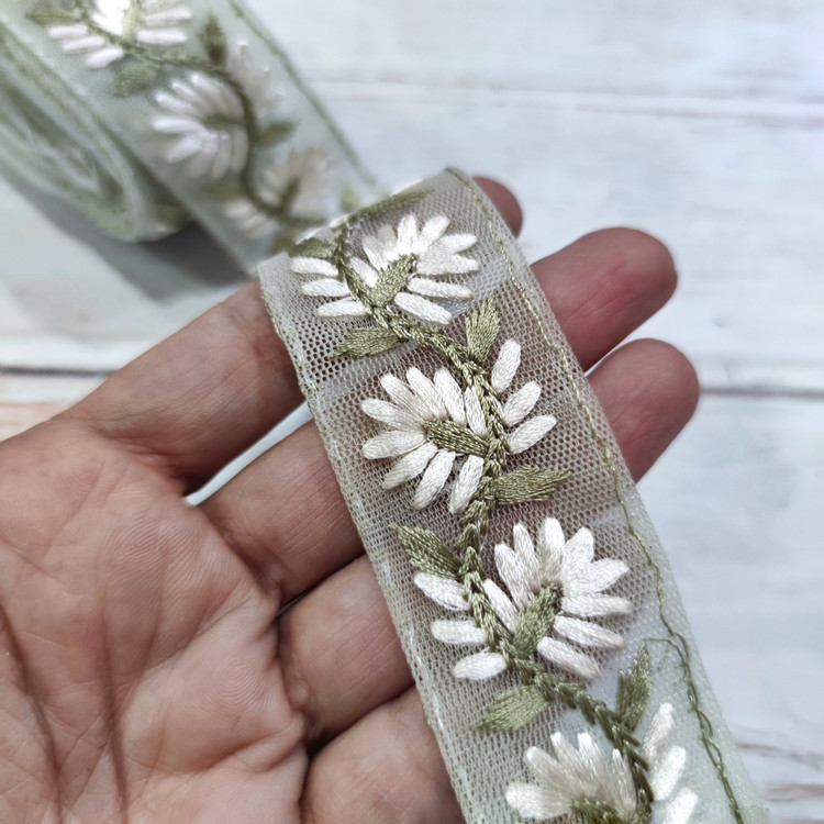 نوار یراق خرجکار گلدوزی(۳/۵سانت)
