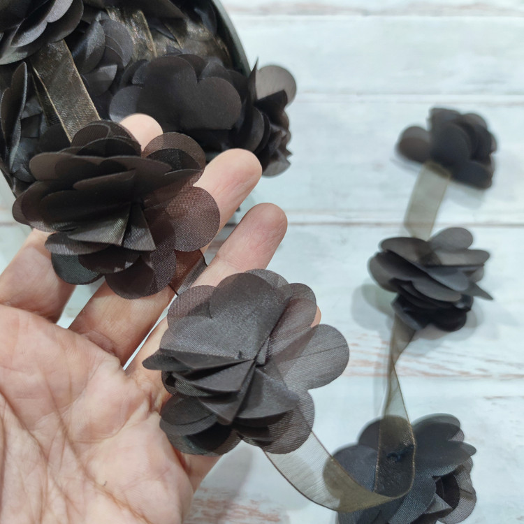 نوار خرجکار گل ساتن برجسته